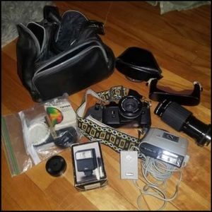 Nikon EM Gil camera, accessories and bag!